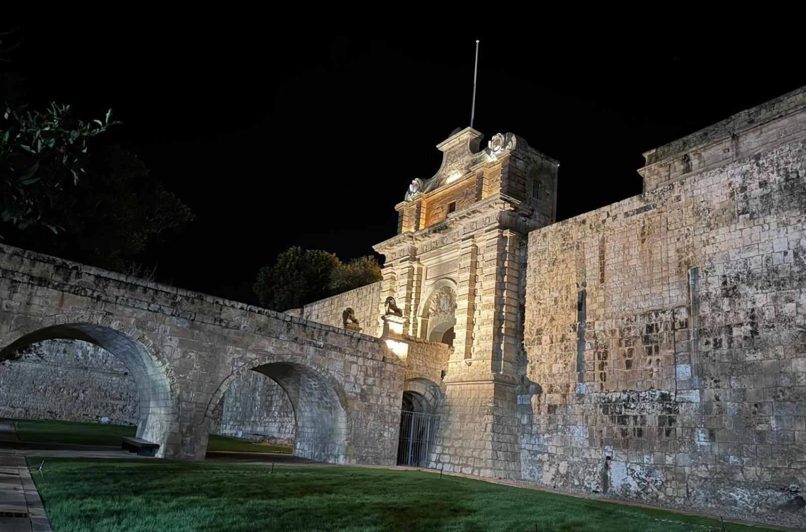 Howard House Hotel Mdina Exterior photo